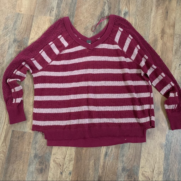 Free People Tops - Free people oversized crochet inlay sleeves xs